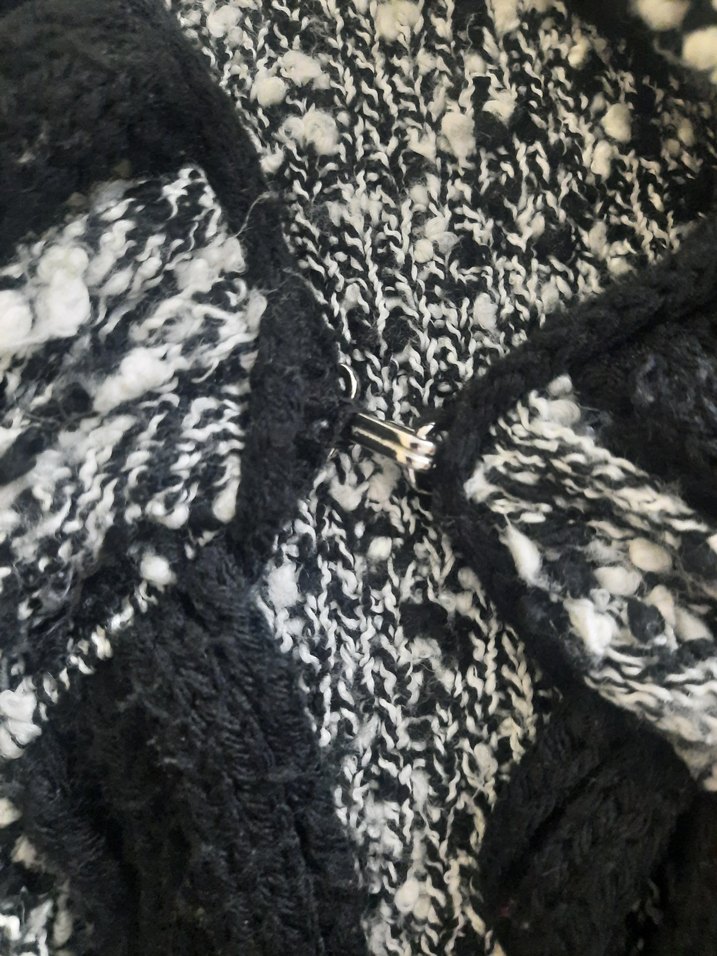 Gri Desenli Örgü Kadın Mini Hırka - Görsel 4