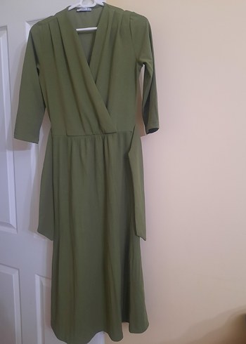 Kadın Uzun Yeşil V Yaka Elbise - Görsel 2