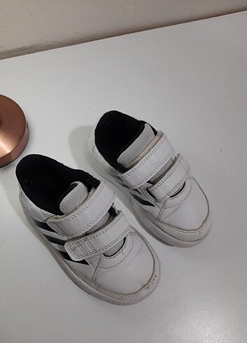 Adidas bebek spor ayakkabısi