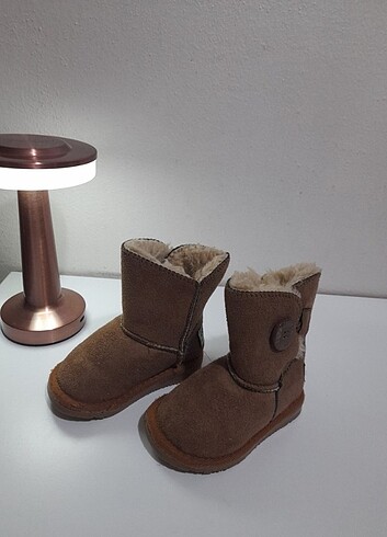 UGG BEBEK BOTU 