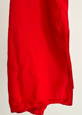 Kırmızı Şal Eşarp - Görsel 2