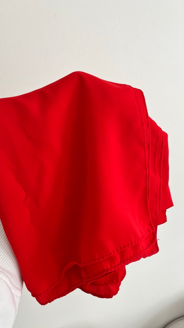 Kırmızı Şal Eşarp - Görsel 3