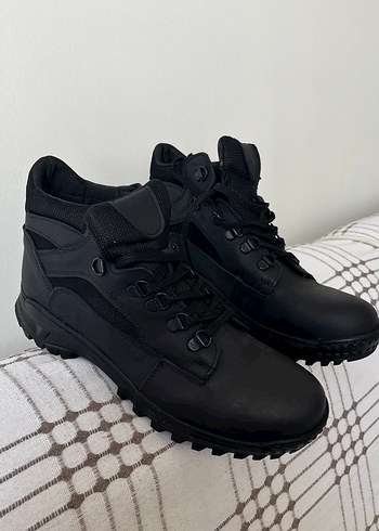 Siyah Bağcıklı Kadın Erkek Bot - Görsel 5