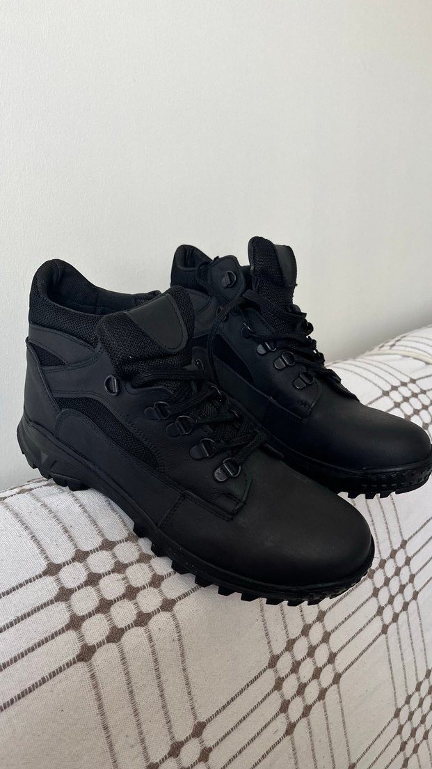 Siyah Bağcıklı Kadın Erkek Bot - Görsel 5