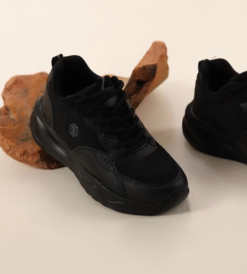 Siyah Bağcıklı Kadın Spor Ayakkabı - Görsel 3