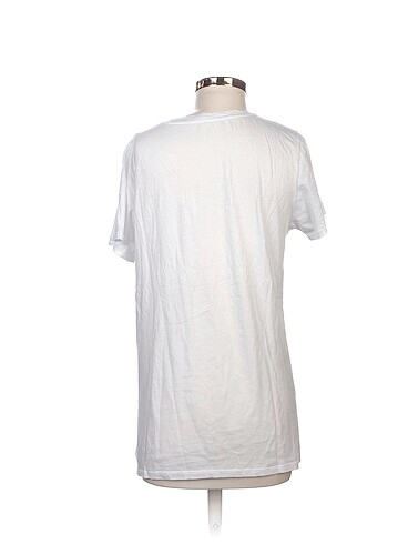 l Beden Defacto T-shirt %70 İndirimli.