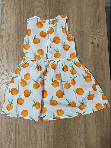 Portakal desenli çok şık elbisemiz satılıktır 5-6 yaş - Görsel 2