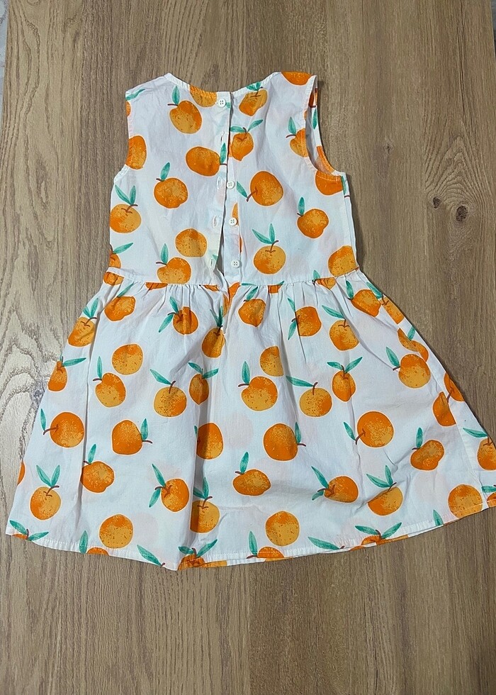 Portakal desenli çok şık elbisemiz satılıktır 5-6 yaş - Görsel 2