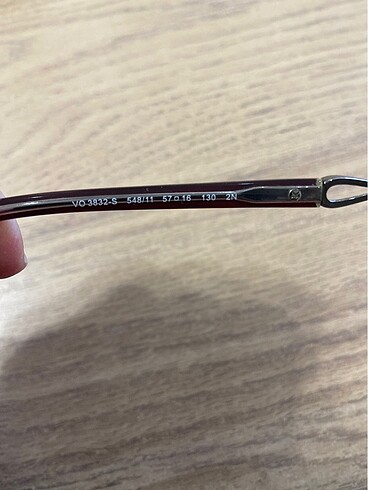 Vogue markalı Güneş Gözlüğüm - Görsel 4