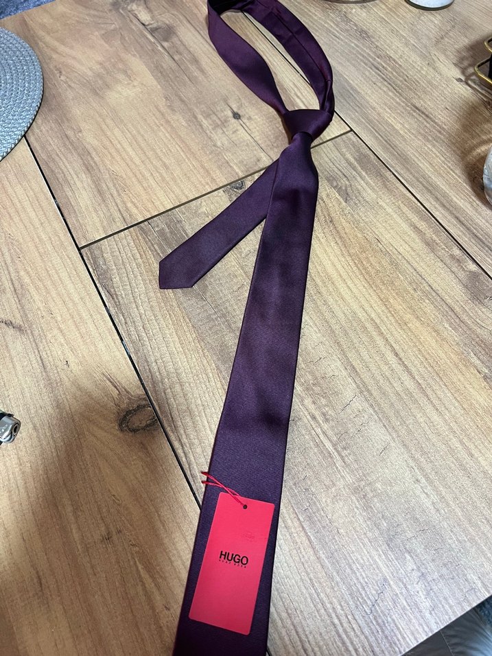 Orjinal Hugo Boss erkek kravat etiketli - Görsel 2