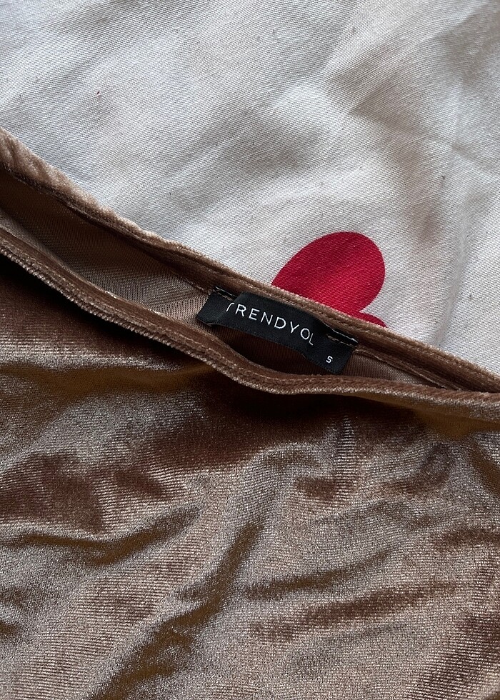 Tek Kol Kadife Bluz - Görsel 3