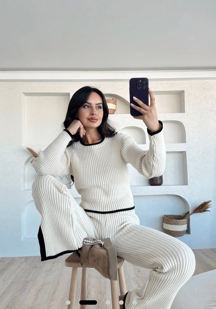 Beyaz-Krem Siyah Detaylı Triko Takımı - Görsel 2