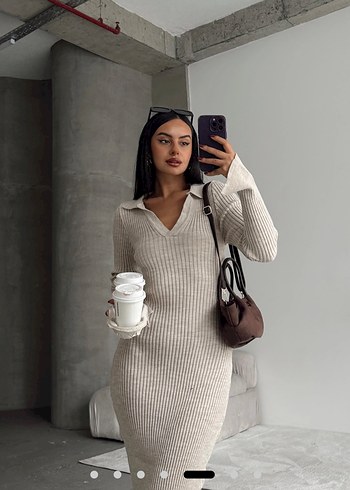 Bej V Yakalı Uzun Kollu Triko Elbise - Görsel 3