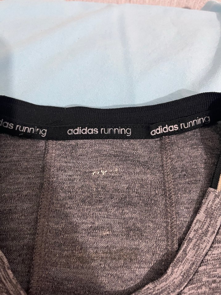 Adidas marka spor tişörtü - Görsel 2