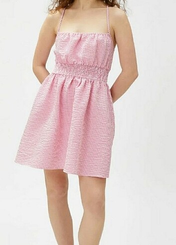 Pembe mini elbise