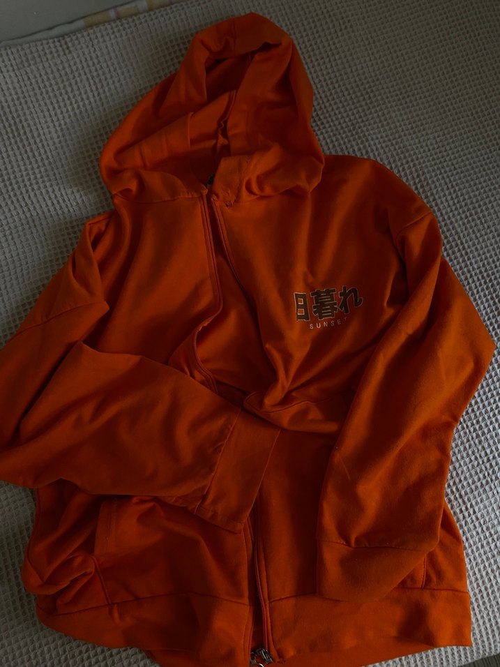 Turuncu Kapüşonlu oversıze hırka - Görsel 2