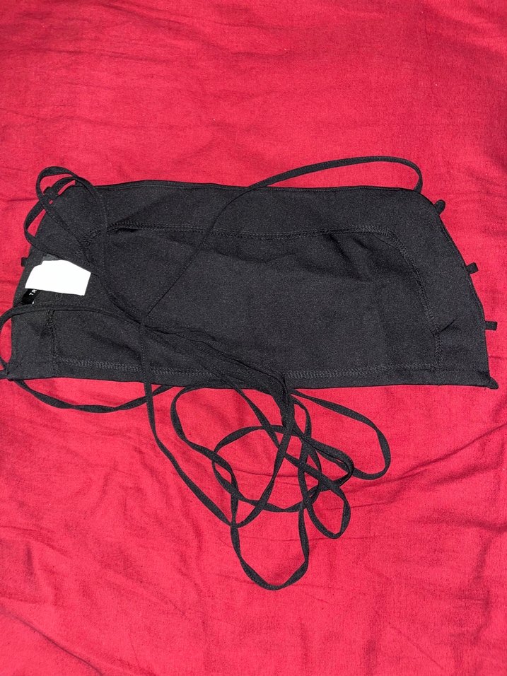 Arkadan bağlamalı straplez bluz - Görsel 2