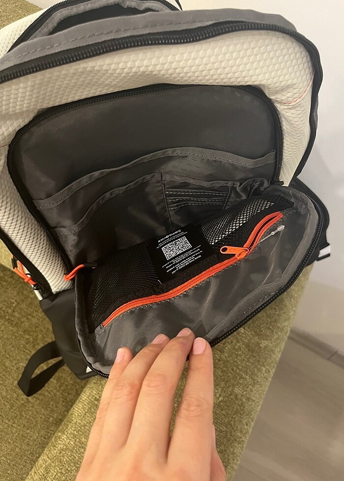 Samsonite sırt çantası - Görsel 4