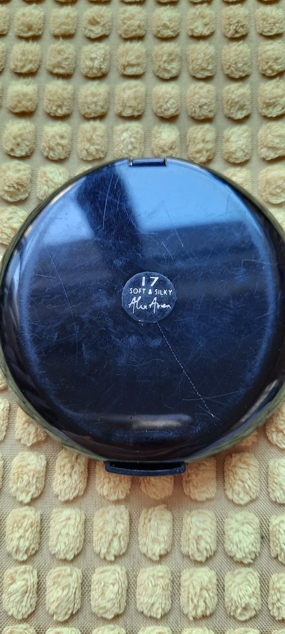 Alix Avien marka pudra - Görsel 2