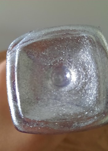 Mara marka ışıltılı vücut spreyi - Görsel 2