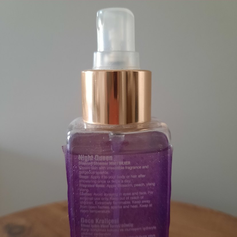 Mara marka ışıltılı vücut spreyi - Görsel 3