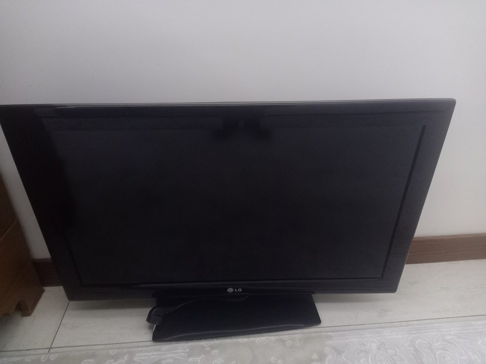 LG Siyah televizyon arızalı parça niyetine - Görsel 5