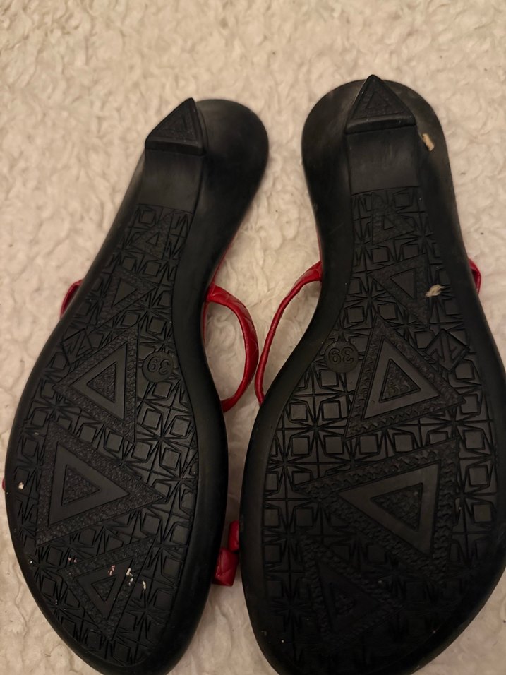 Kırmızı Deri Tokalı Kadın Sandalet - Görsel 2