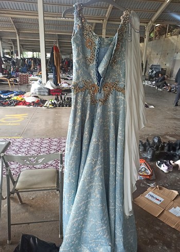 Mavi İşlemeli Drapeli Uzun Abiye Elbise - Görsel 4