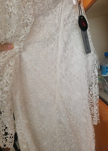 Düğmeli Beyaz Vintage Dantel Uzun Abiye Elbise - Görsel 2