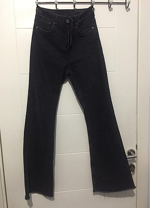 H&m siyah ispanyol paça pantolon 