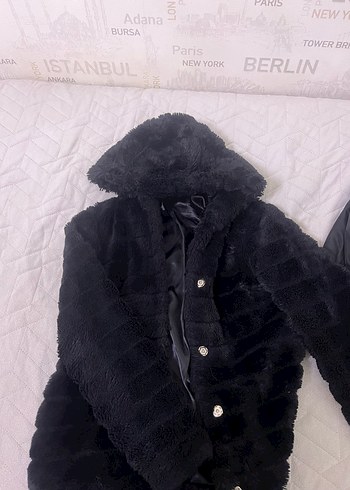 Siyah Kürk Detaylı Midi Kadın Mont - Görsel 3