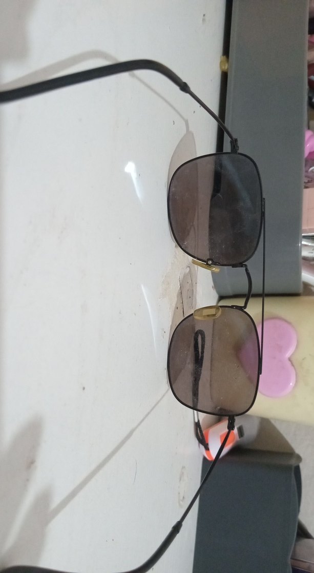 Şeffaf Çerçeveli Koyu Mavi Kadın Güneş Gözlüğü - Görsel 2