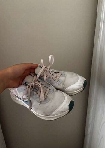 38,5 Beden beyaz Renk Nike Beyaz Bağcıklı Kadın Spor Ayakkabı