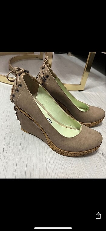 Dolgu Topuk Ayakkabı - Görsel 5