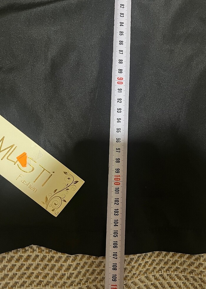 Siyah polarlı kapitone mont - Görsel 5