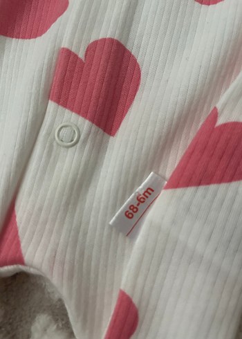 Düğmeli Kalp Desenli Bebek Tulumu - Görsel 3