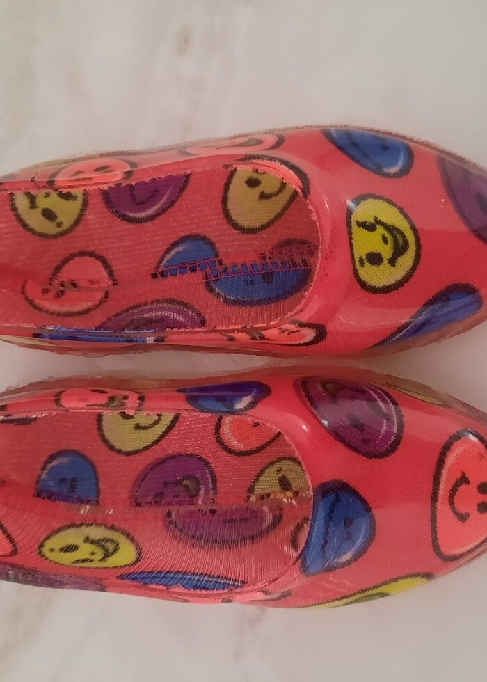 Kiz cocuk lastik ayakkabi - Görsel 2