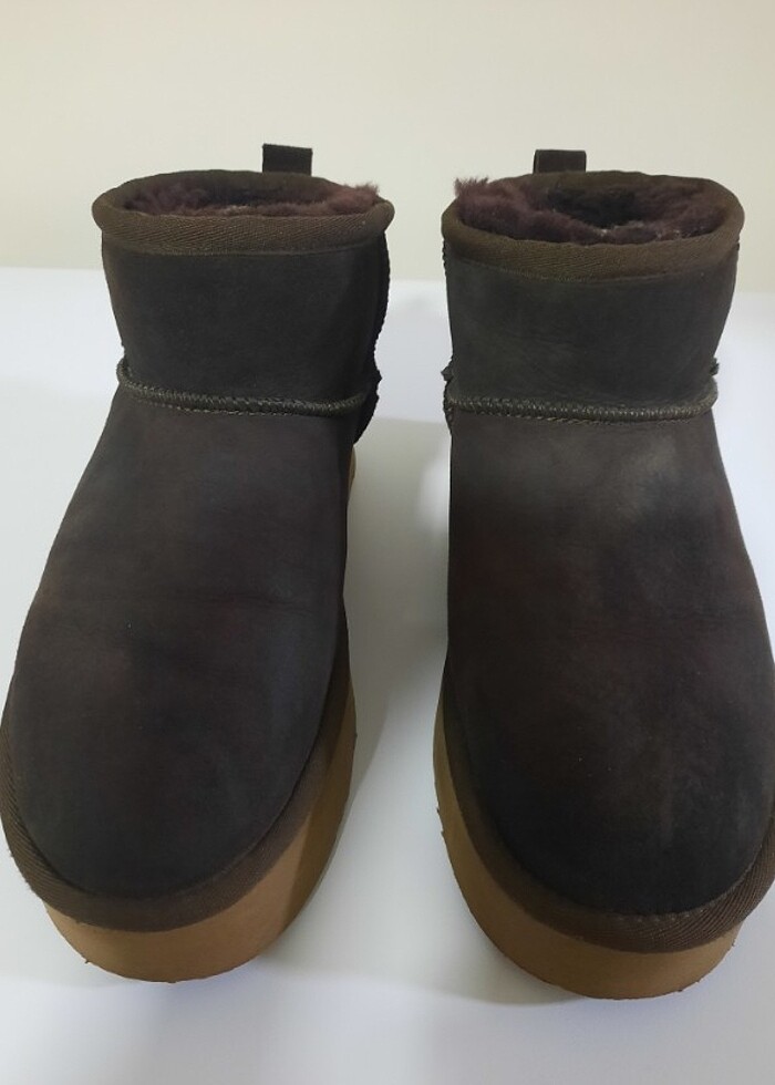 Kadin bot - Görsel 2