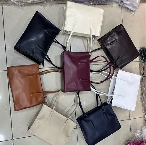 Mango Mango Model Kadın Siyah Kol Çantası