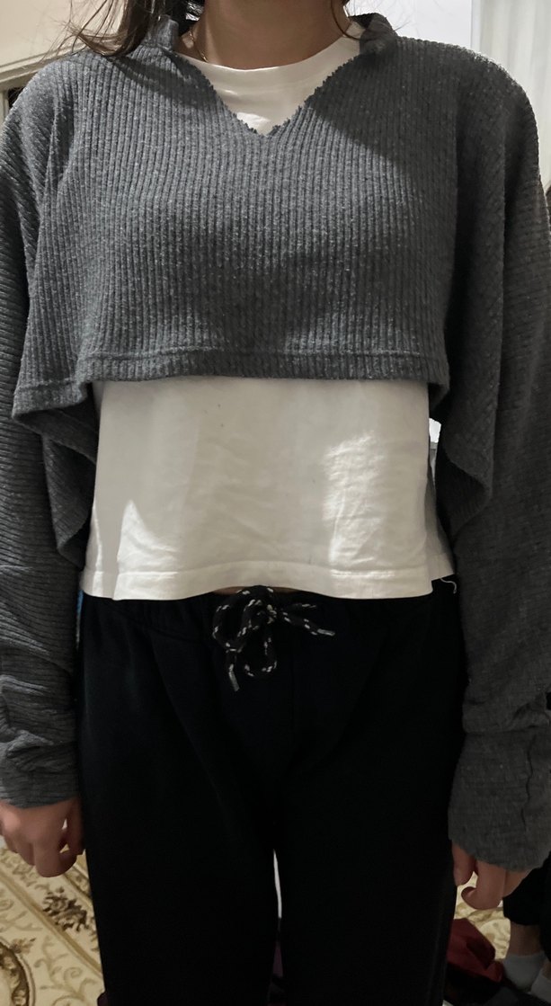 Gri Yüksek Yakalı Kemerli Triko Süveter - Görsel 3