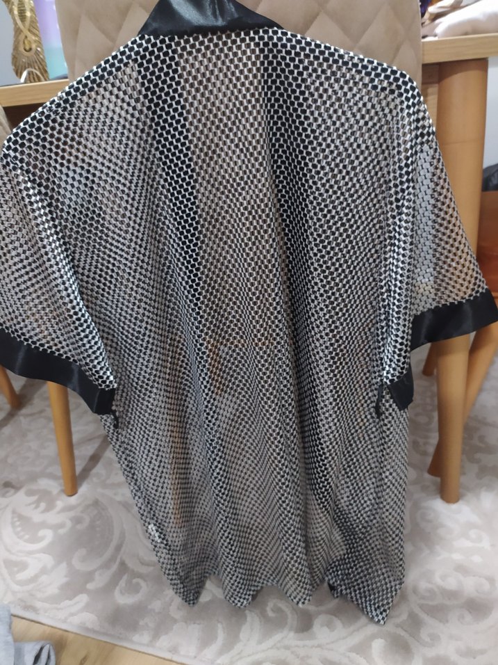 Gri Uzun Kadın Kimono, Kemerli, Yılan Desenli - Görsel 2