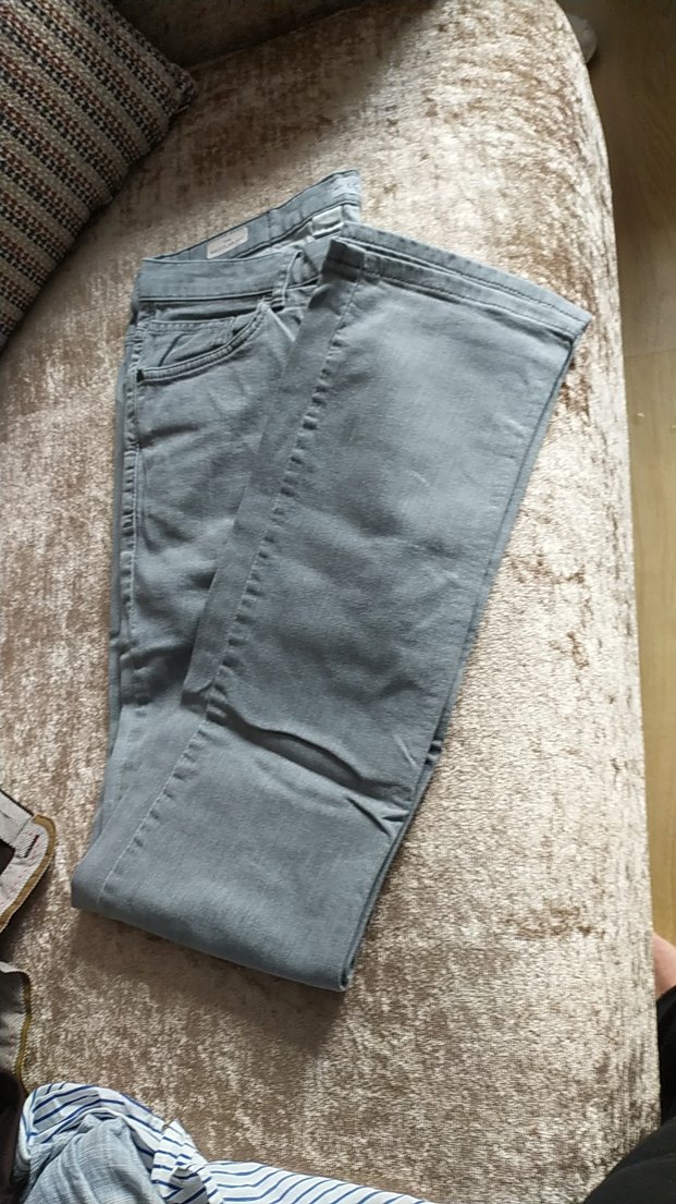 Gri Düğmeli Bol Kesim kot pantolon - Görsel 5