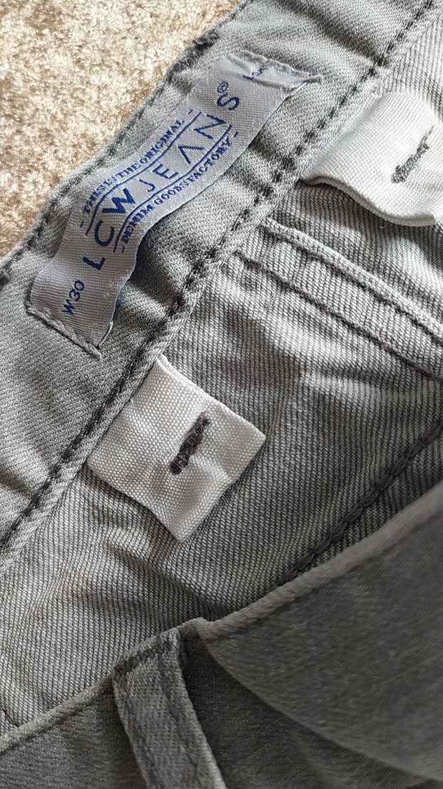 Gri Düğmeli Bol Kesim kot pantolon - Görsel 2