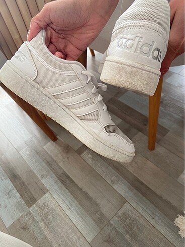 40 Beden Orjinal adidas spor ayakkabı