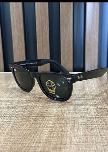 Ray-Ban Siyah Güneş Gözlüğü