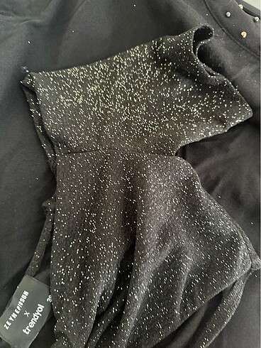 38 Beden Zeynep Tosun Şık Crop Bluz
