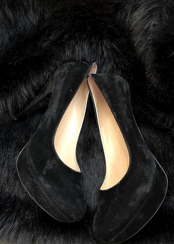 Siyah Topuklu Ayakkabı - Görsel 2