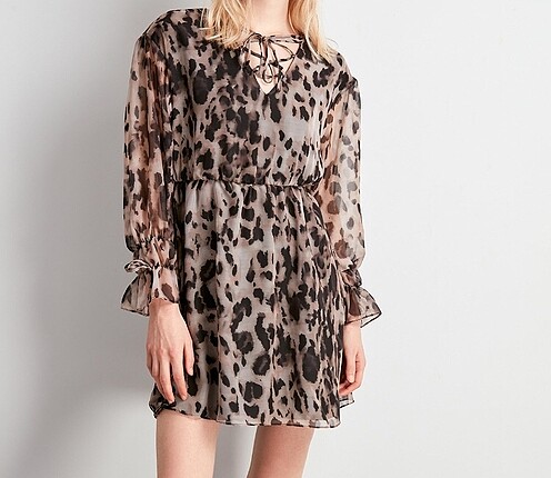 Leopar desenli elbise