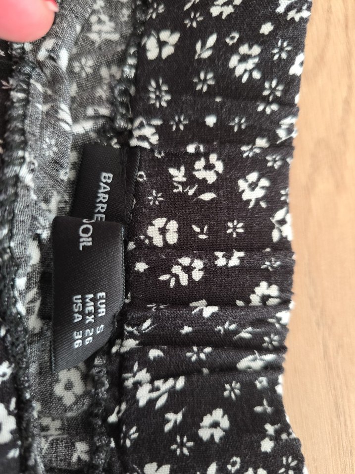 Volanlı Siyah Şortlu Mini Etek - Görsel 3