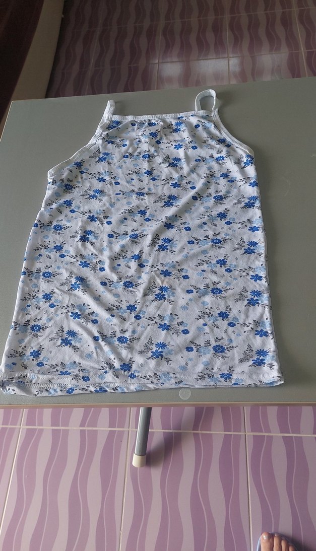 Mavi Çiçek Desenli Kız Çocuk Atlet - Görsel 3